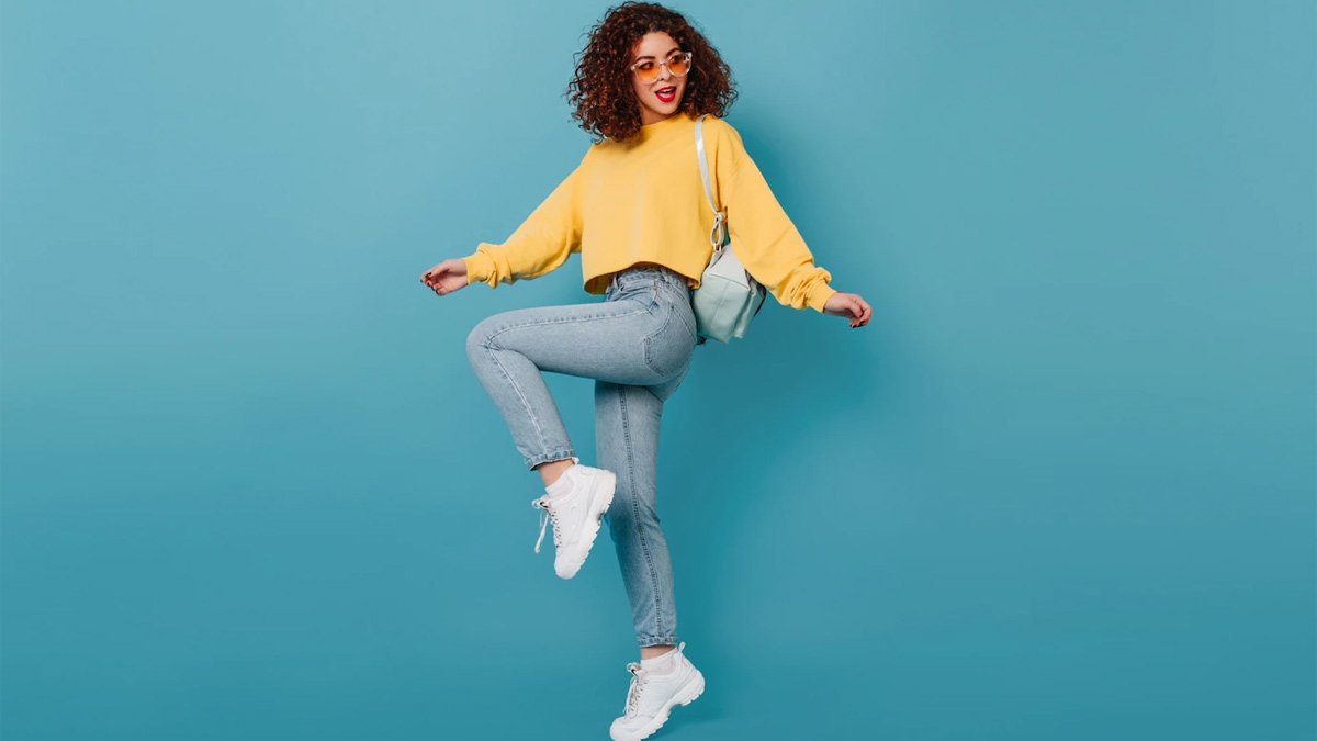 How To Dress Simple But Stylish?