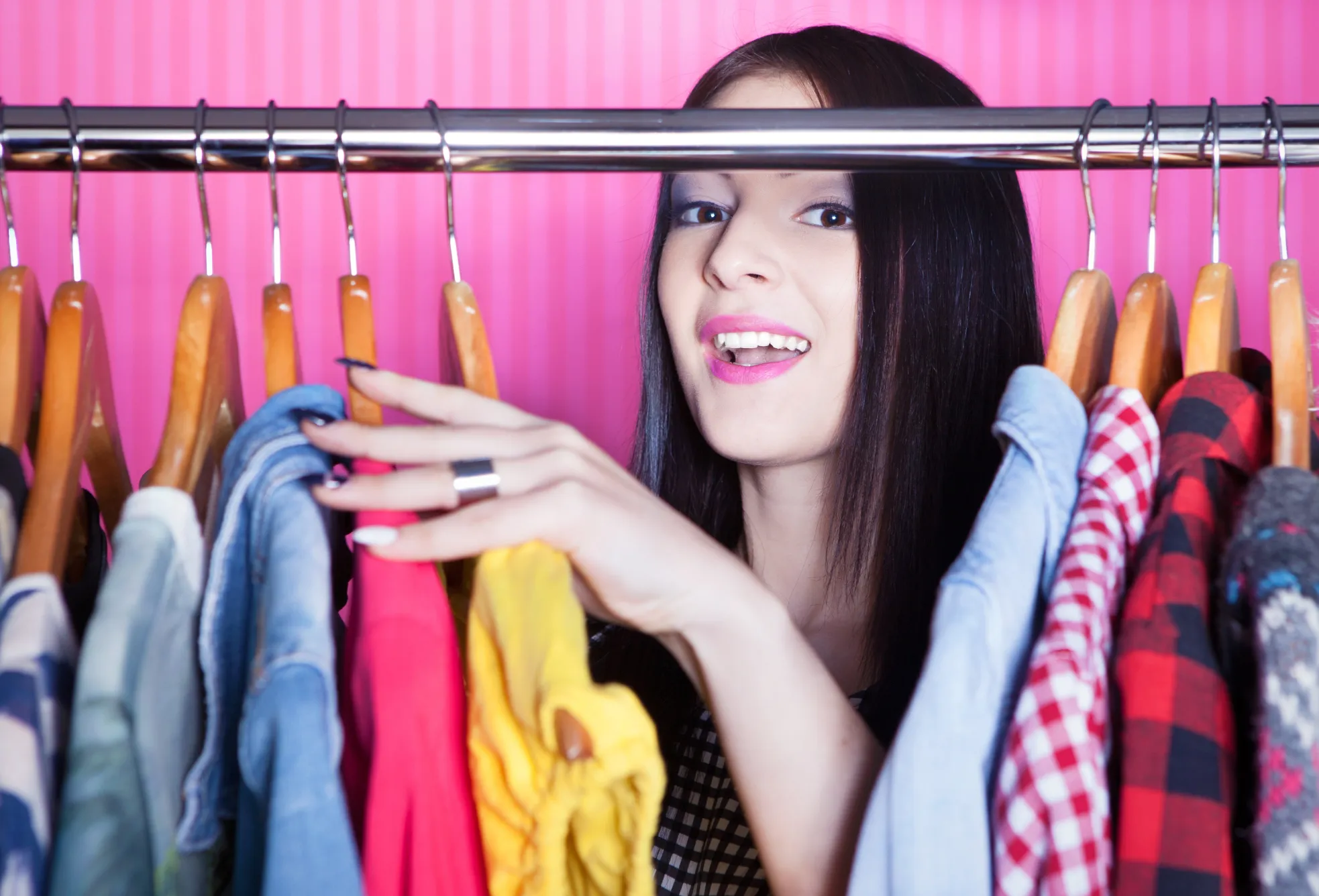 Which Color Is Attractive In Clothes